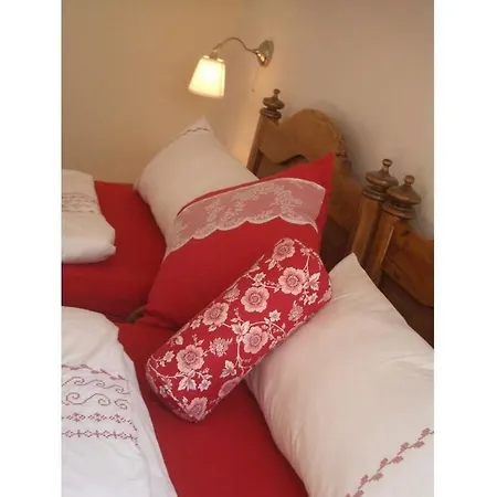 Vakantiehuis With 2 Bedrooms *